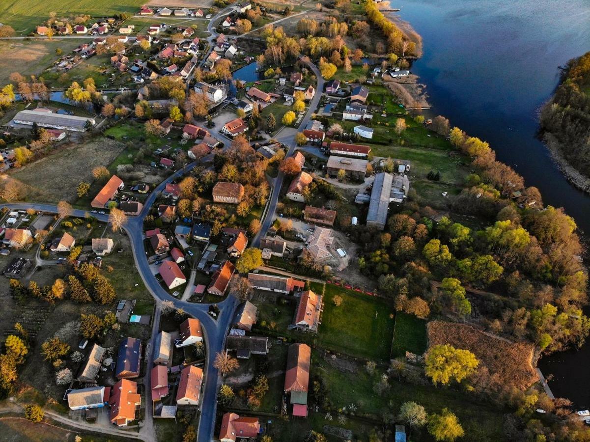 Ferienhaus Mit 2 Fewo In Mecklenburg Appartement Wesenberg Buitenkant foto