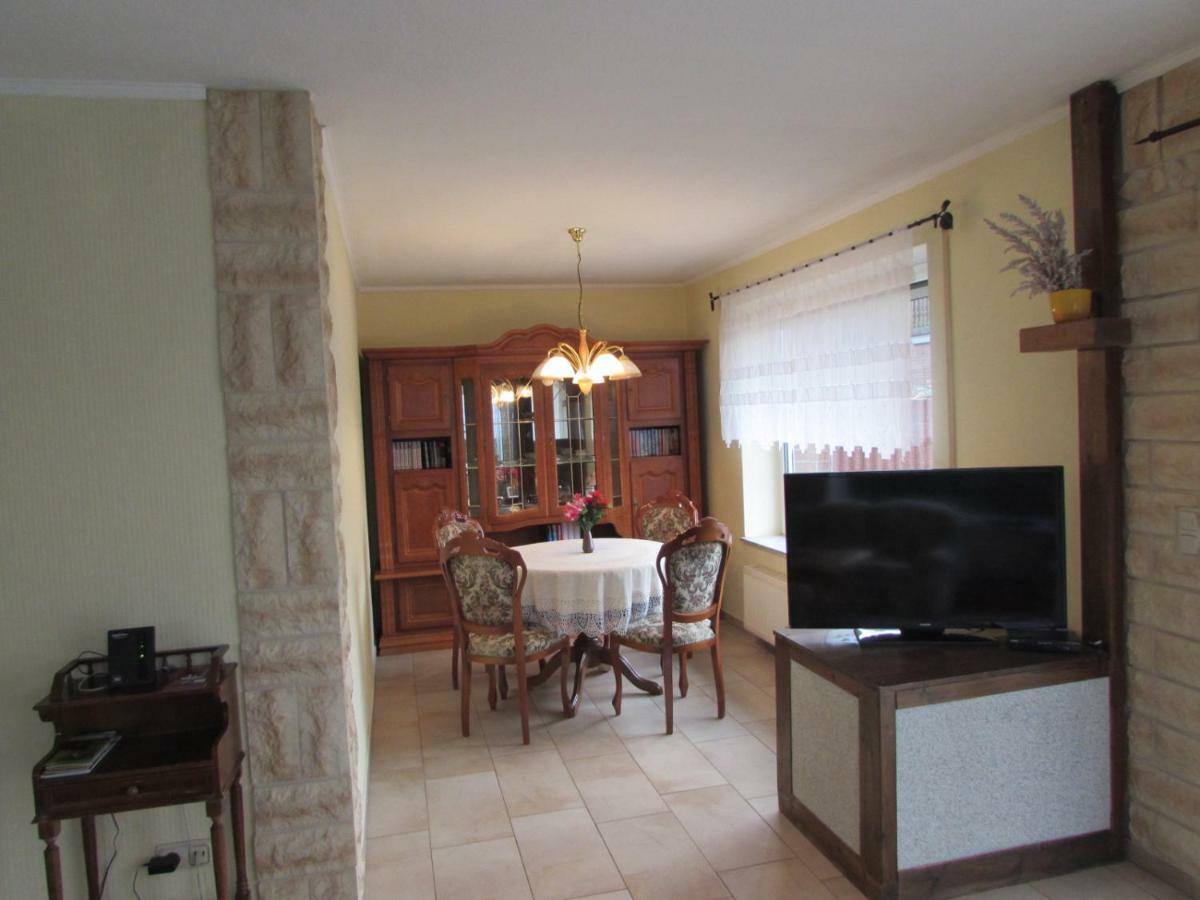 Ferienhaus Mit 2 Fewo In Mecklenburg Appartement Wesenberg Buitenkant foto