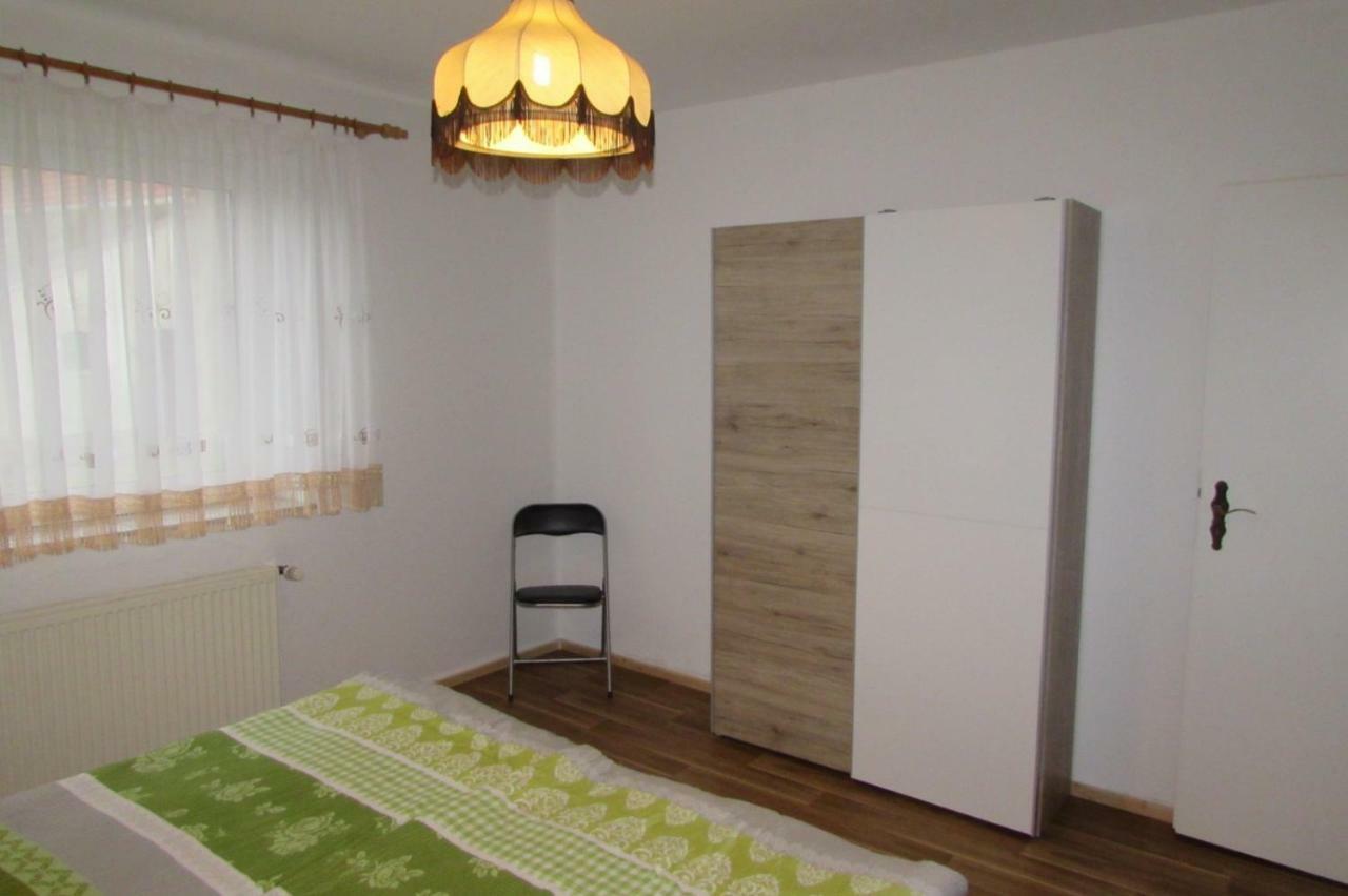 Ferienhaus Mit 2 Fewo In Mecklenburg Appartement Wesenberg Buitenkant foto